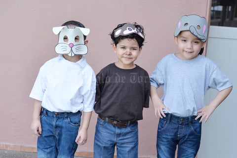 19032017 Santiago, Francisco y Valentina.