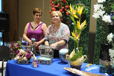 23032017 El Taller de arreglos florales fue todo un éxito.