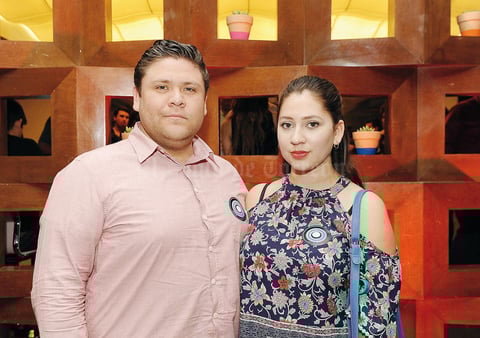 27032017 RECIENTE EVENTO.  Jonathan González y Etihan Mendoza.