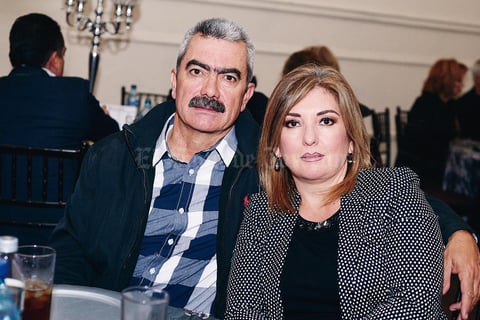 26032017 CENA ALTRUISTA.  Carlos y Laura.