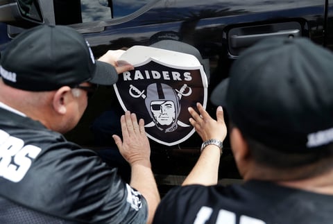 Raiders fue fundado en 1960 y ha ganado tres Super Bowls, en las ediciones XI, XV y XVIII.