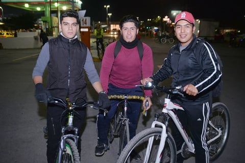 30032017 Josué, Chema y Ángel.