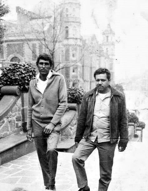 02042017 Hermanos José y Matías Morán en una visita a la Basílica de Guadalupe en la Ciudad de México en 1972.