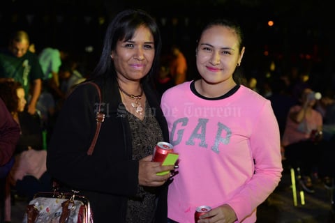 03042017 CONTENTAS.  Claudia y Monserrat.