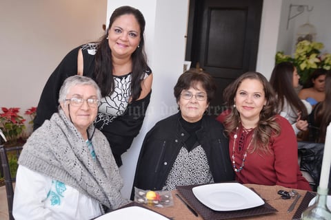 03042017 POSAN PARA LA FOTO.  Ana Elena, María Luisa, Concepción y Oralia.