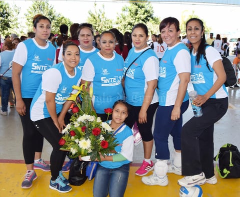 03042017 Las maestras de la Secundaria Uno de Gómez Palacio.