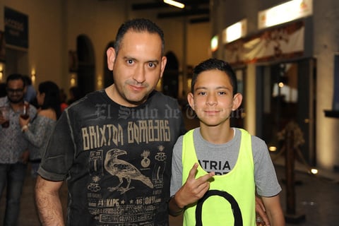 03042017 Carlos y Carlitos.