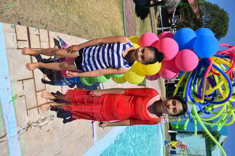 03042017 Alumnas de la clase de natación.