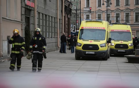 Minutos después, un artefacto explosivo fue detectado y desactivado en otra estación del metro.