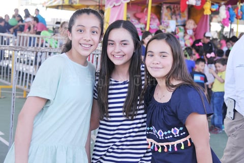 04042017 Luciana, Valeria y Bárbara.