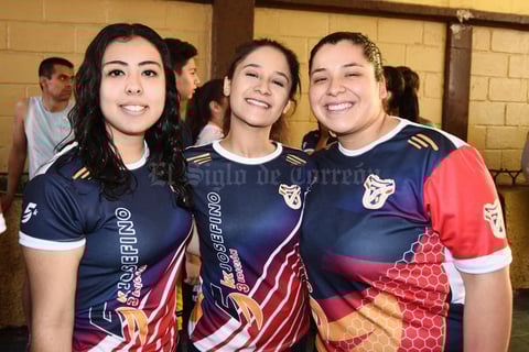 04042017 Evelyn, Diana, Ana Cecy y Kenia.