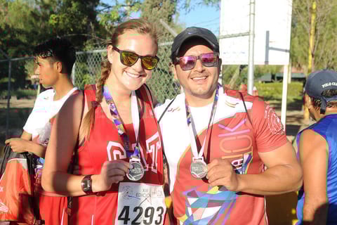 06042017 Mary y Luisfer.