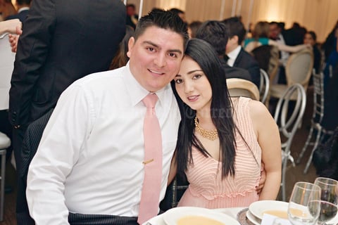 10042017 EN PAREJA.  José María y Paola.