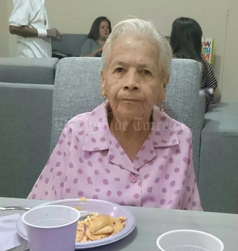 11042017 FESTEJA 85 AñOS DE VIDA.  Mercedes García.