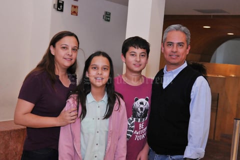 11042017 Luis y Manuela.