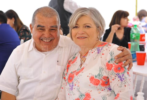 11042017 Fernando y Rebeca.