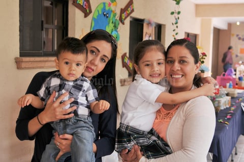 14042017 Abraham, Lily, Laura y Sofía.