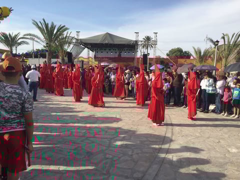Participaron de manera entusiasta habitantes del pueblo de Viesca y de otras regiones de la Comarca Lagunera.