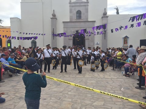 Se partió de la explanada de la parroquia de Santiago Apóstol, misma que data del siglo XVIII y que fue remodelada recientemente para este evento.