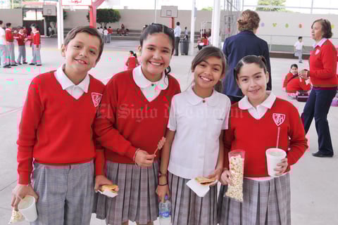 15042017 Hernán, Nahomi, Areli y Edith.