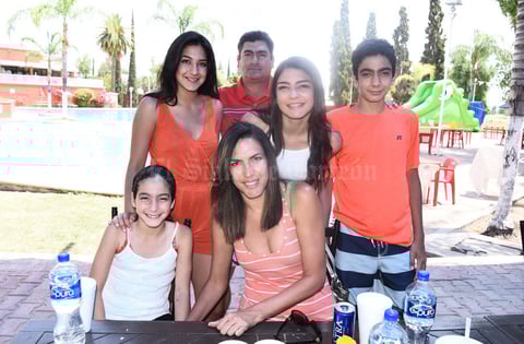 17042017 Familia Santos.