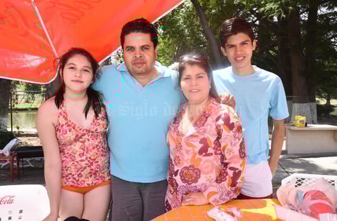 17042017 Familia González Gardea.