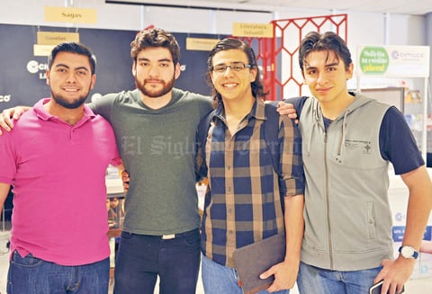 17042017 ENTRE AMIGOS.  Jesús, Diego, Carlos y Andrés.