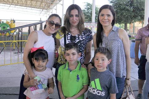 16042017 Alicia, Paty, Ana Isabel, Marijose, Matías e Iker.