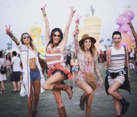 Alessandra Ambrosio y modelos de Victoria´s Secret.