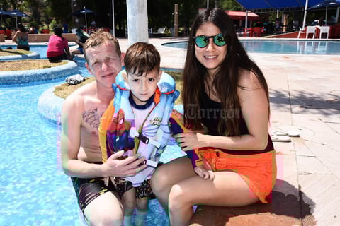 18042017 Santiago, Carlos y Marisol.