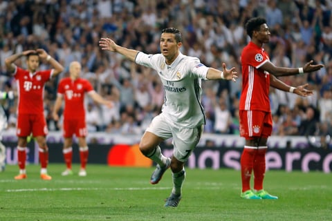 Cristiano Ronaldo marcó tres goles para darle la victoria al Madrid.