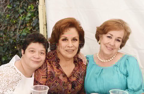 19042017 Guillermina Celayo, Guille López y Sarita Olivares.