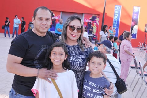19042017 Gambal, Jessica, Ivana y Rodolfo.