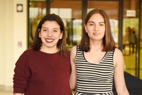 20042017 Angélica y Karla.