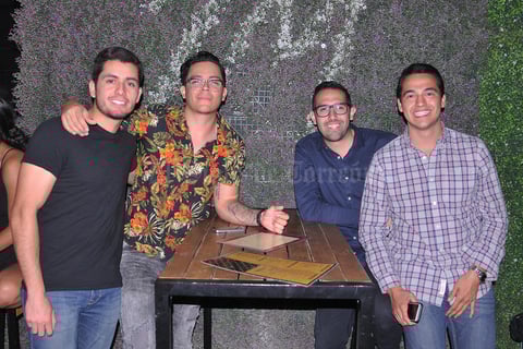 20042017 Raúl, Ale, Valeria, Héctor e Ibak.