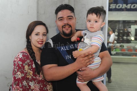 21042017 Cindy, Raúl y Maicol.