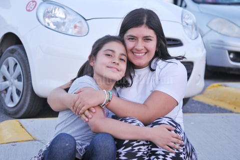 22042017 Natalia y Reyna.