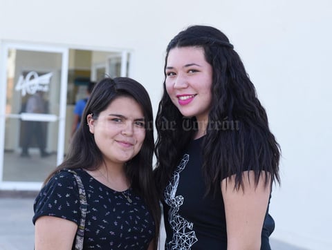 24042017 Arlette Yazmín Reyes e Ilse Fernanda Martínez.