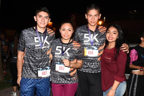 26042017 Víctor, Mariana, Jesús y Laura.