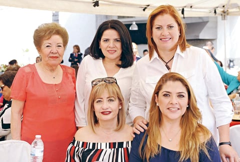 27042017 AMIGAS.  Nena, Maverick, Lety, Rebeca y Francis.