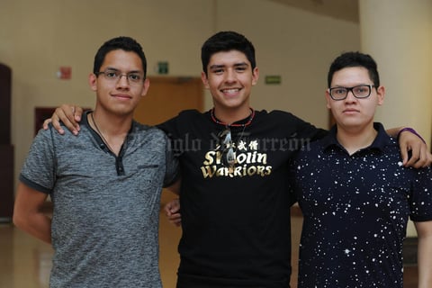 28042017 Alexis, Anuar y Andrés.