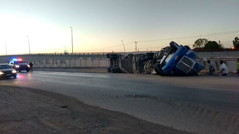 La circulación fue cerrada a la altura de dicho puente.