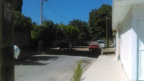 Hasta el lugar acudieron elementos de Protección Civil, Bomberos, Policía Municipal y Tránsito, para coadyuvar en las labores.
