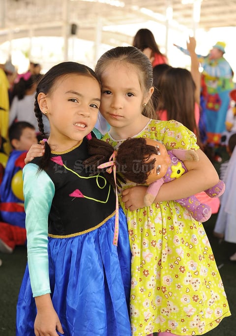 30042017 Victoria y Emma.