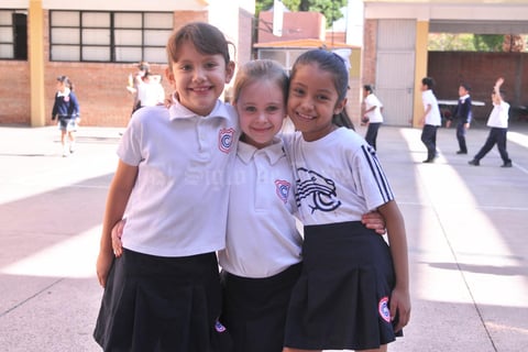 01052017 Sofía, Marien y Ximena.