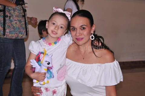03052017 Valeria y Valeria.