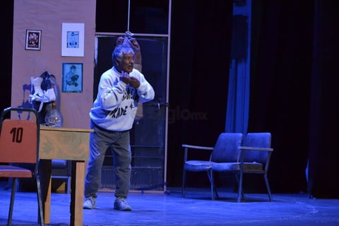 El reconocido actor y director de teatro falleció la tarde del lunes a los 73 años de edad.