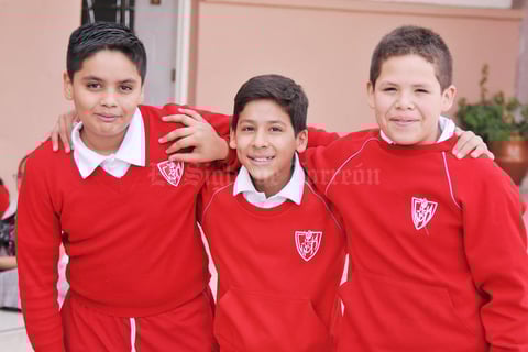 04052017 AMIGOS.  Giovani, Pablo y Arturo.