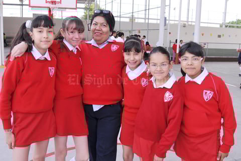 04052017 EN EVENTO ESCOLAR.  Alondra, Karen, Mayela, Paola, Luisa y Sofía.