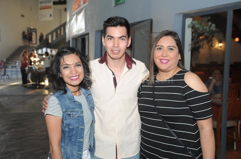 05052017 Lizeth, Ricardo y Karina.